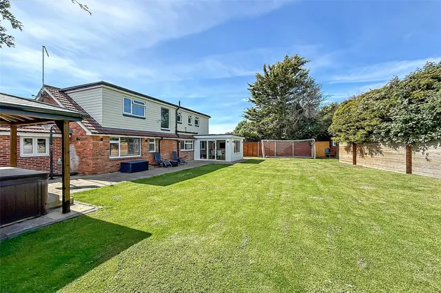 Littlehampton, BN17, photo 2