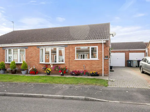 Kime Court, Skegness, PE25, photo 1