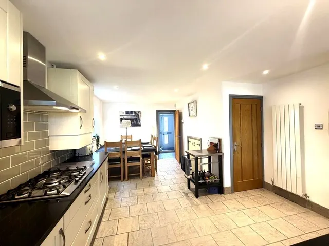Photo 2 — Bracken Court, Harworth, Doncaster