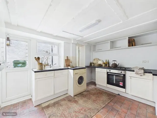 Stade Street, Hythe, CT21, photo 3