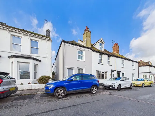 Stade Street, Hythe, CT21, photo 1