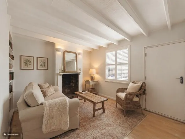 Stade Street, Hythe, CT21, photo 2
