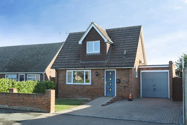 Dreadnought Avenue, Minster on Sea, ME12, photo 1