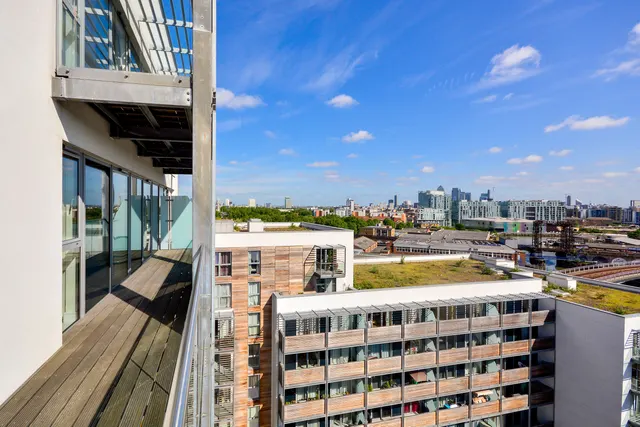 57 Paxton Point, 3 Merryweather Place, London, photo 1