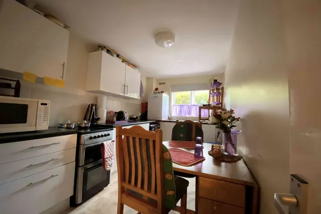 Church Road, Bookham, KT23, photo 3