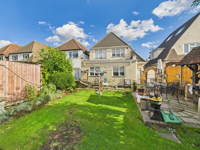 Photo 3 — The Fairway, Ruislip, Middlesex, HA4 0SH
