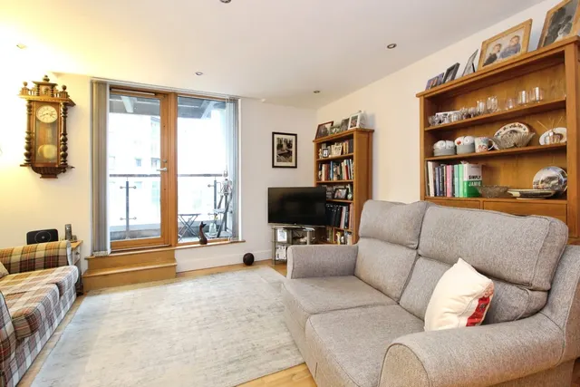 Chadwick Street, Leeds, LS10, photo 2