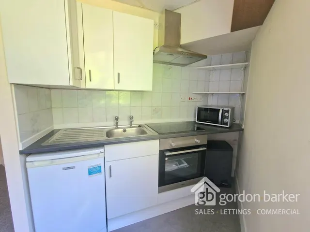 Photo 3 — Carlton Grange, Bournemouth, 28 Braidley Road, BH2 6JX