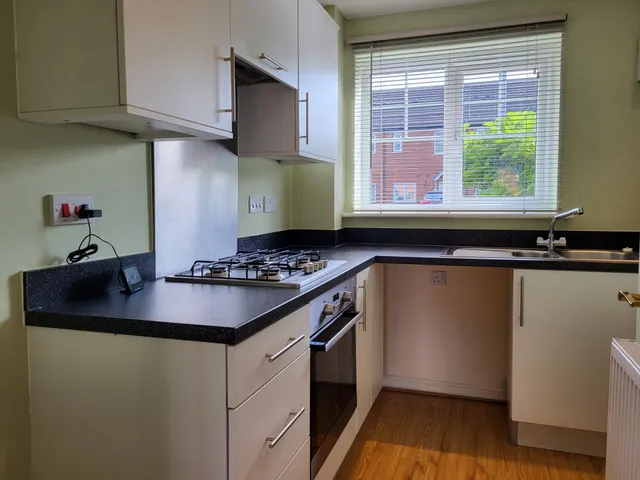 Glossop Close, Warrington, WA1, photo 3