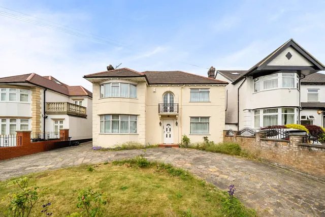 68 Donnington Road, London, photo 1