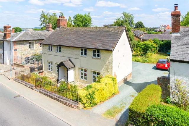 Pool Road, Montgomery, Powys, SY15 6QY, photo 1