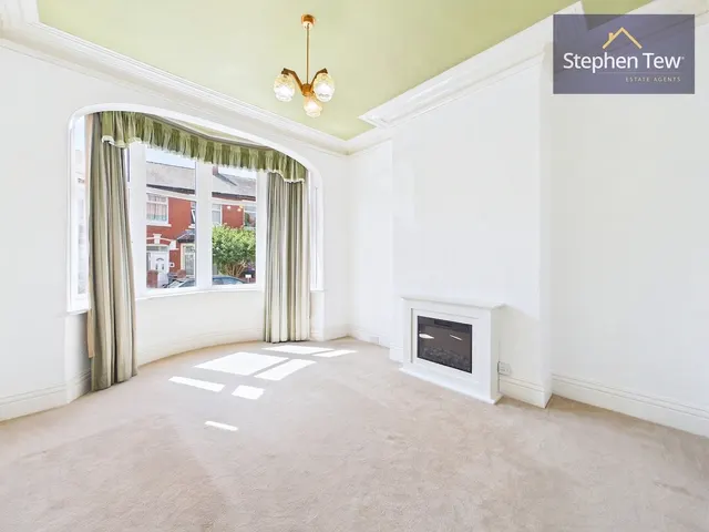 Gainsborough Road, Blackpool, FY1, photo 2