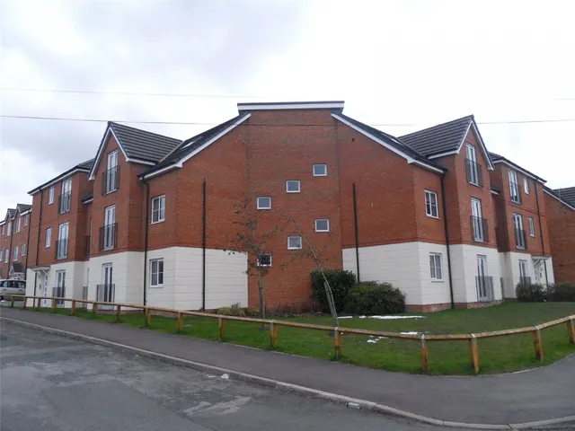 Spindle Close, Dewsbury, WF12, photo 1