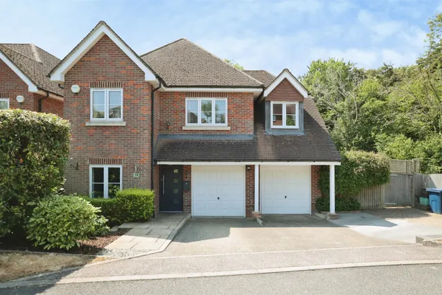 Dell Close, Chesham, photo 1