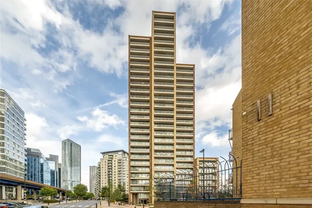 East Ferry Road, London, E14 3NW, photo 1