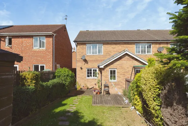 Kirkwood Drive, Redcar, TS10, photo 3