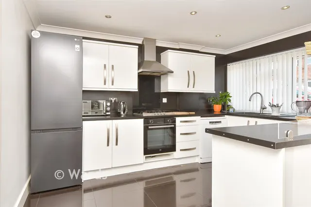 Mayweed Avenue, Walderslade, ME5, photo 3
