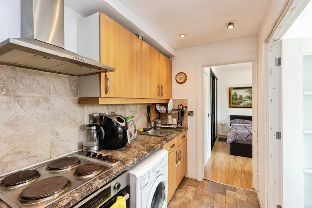 Bourne Avenue, Bournemouth, BH2, photo 3