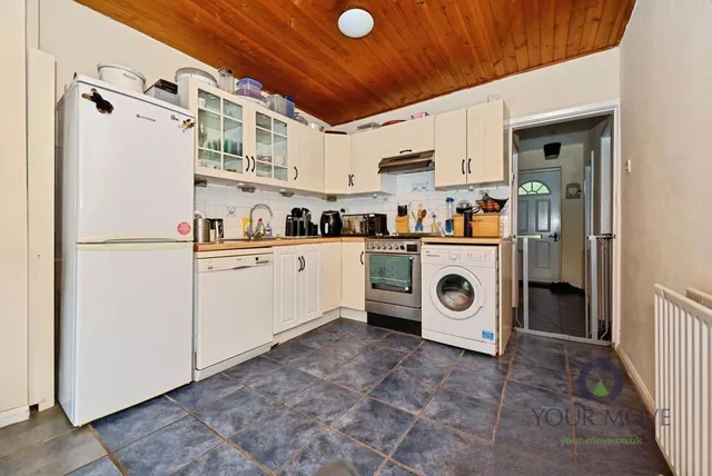 Photo 3 — Ranelagh Road, Hemel Hempstead, Hertfordshire, HP2