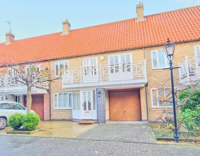 York Road, Beverley, photo 1