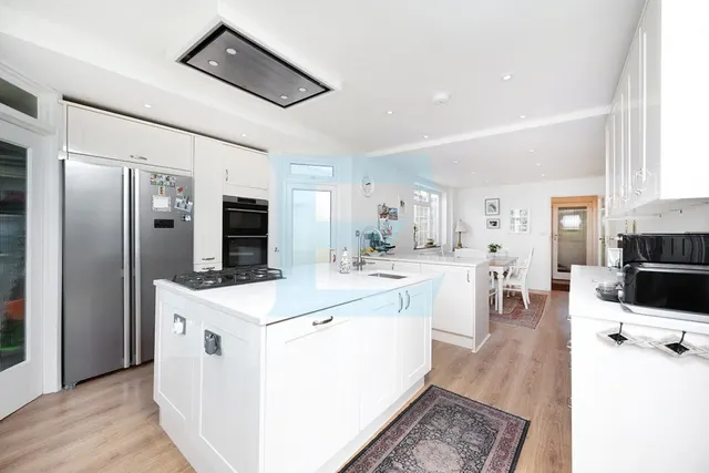 Bittacy Park Avenue, Mill Hill, NW7, photo 2
