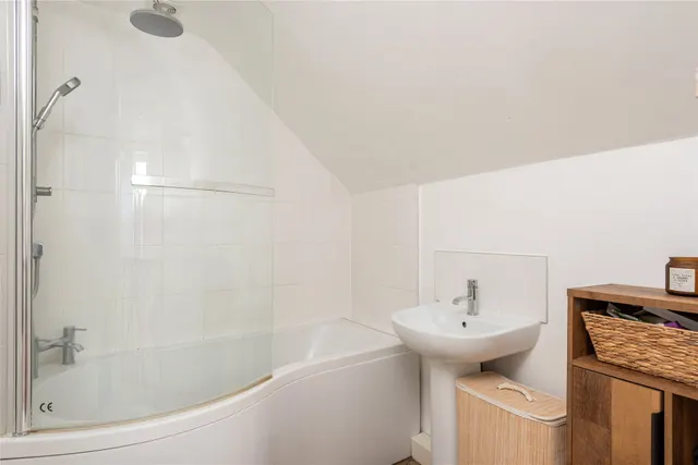 Main Road, Drayton Parslow, MK17, photo 3