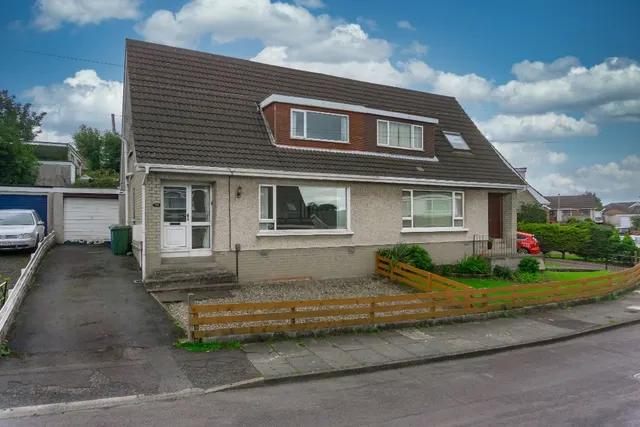 Ruskin Park, Lisburn, BT27, photo 1