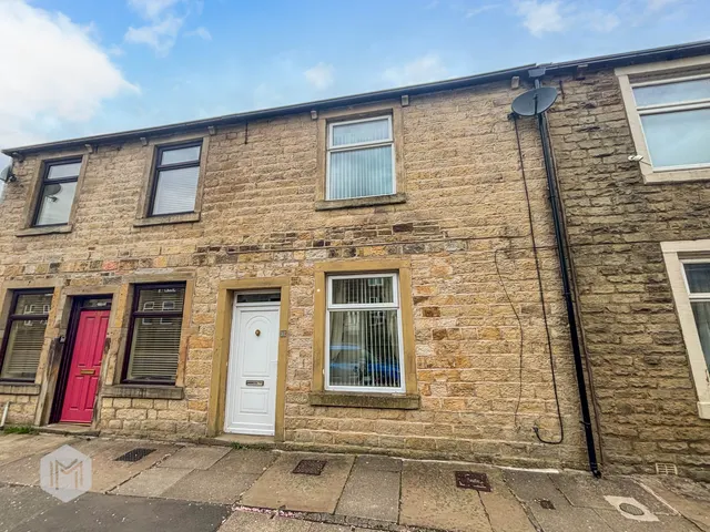 Market Street, Whitworth, Rochdale, OL12 8QN, photo 1