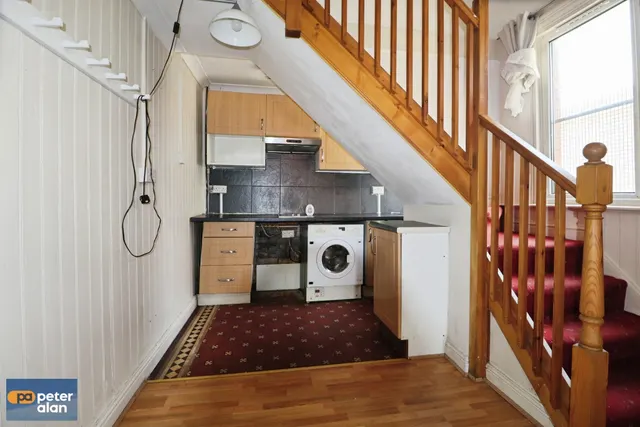 Neville Street, Cardiff, CF11, photo 3