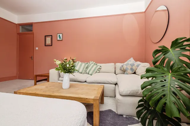 Photo 3 — 50 Whitworth Road, London