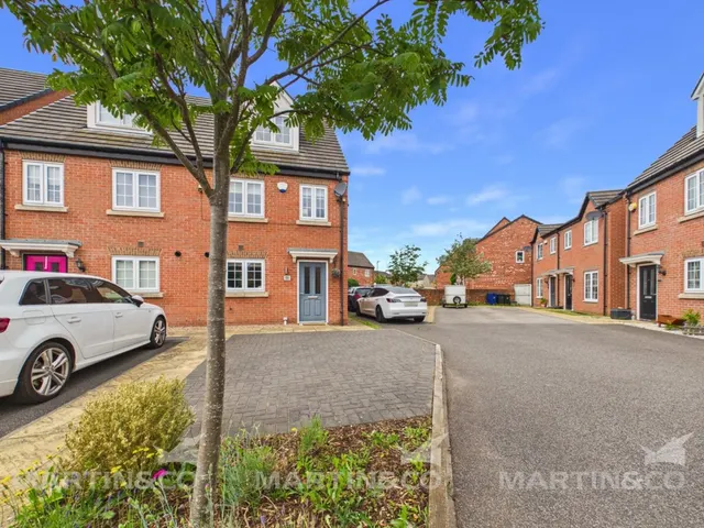 Photo 2 — Auckley, Doncaster, South Yorkshire