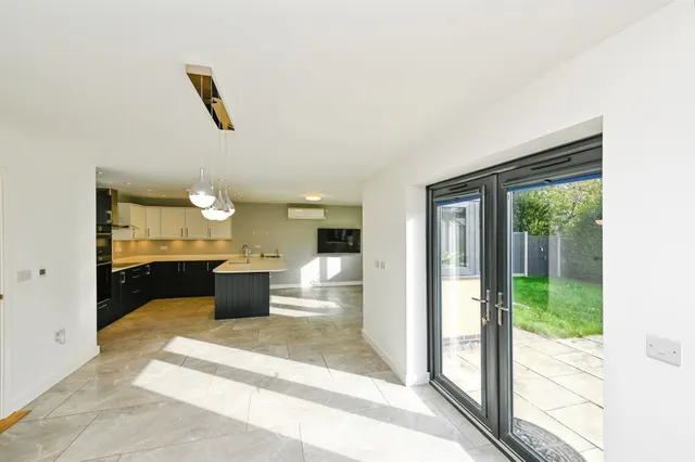 Rockcliffe Gardens, Wisbech, PE13, photo 3