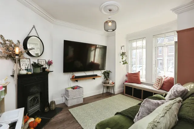 Nelson Road, Bishopstoke, SO50, photo 2