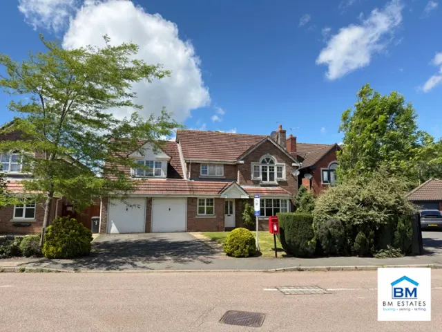 Photo 2 — Glebelands Road, Leicester, LE4 2WB
