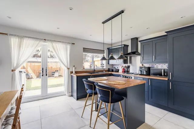 Photo 3 — Jubilee Villas, Buckley, Flintshire, CH7 2DU