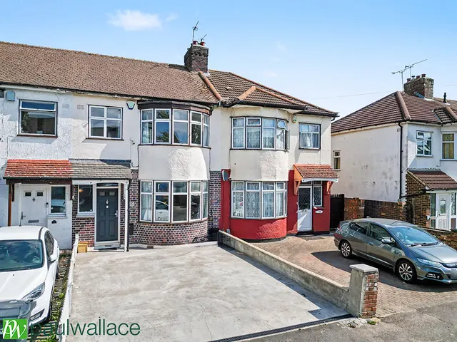 Seaforth Drive, Waltham Cross, EN8, photo 1