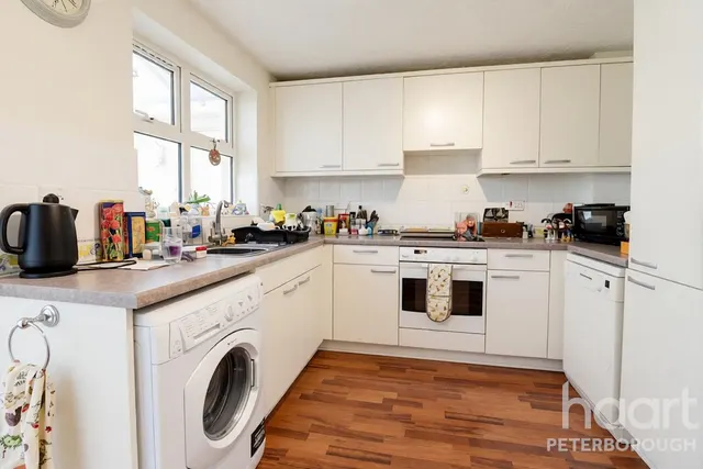 Jasmine Court, Peterborough, PE2, photo 3