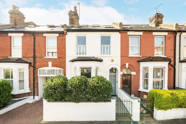 Harberson Road, SW12, photo 1