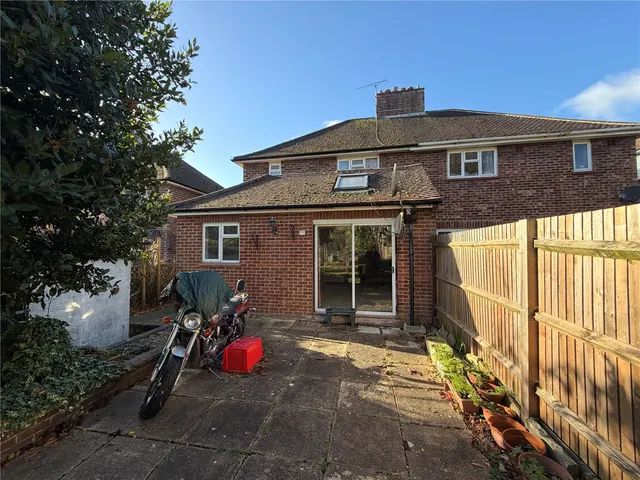 Photo 2 — Kingsway, Aldershot, Hampshire, GU11 3PE