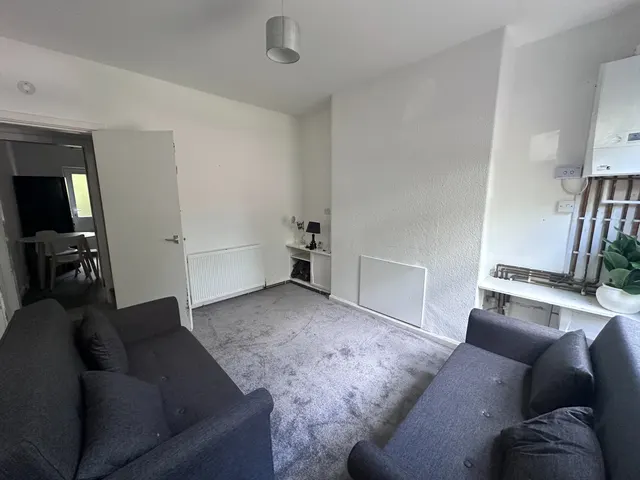 Cromwell Street, Nottingham, NG7, photo 1