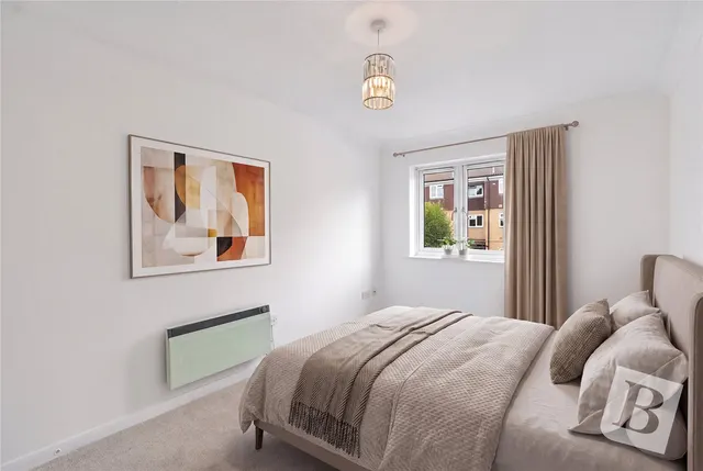 Waldegrave Gardens, Upminster, RM14, photo 3