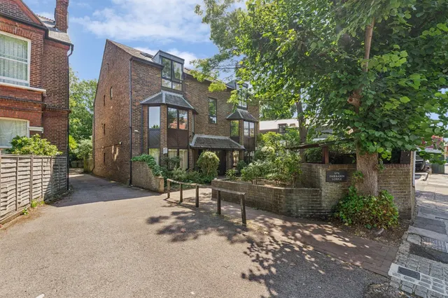 Castelnau, Barnes, SW13, photo 1