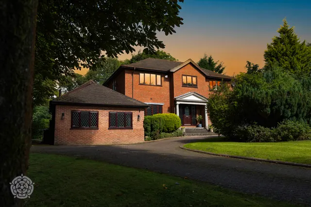Photo 2 — The Kilphin Princess Road, Lostock, Bolton, BL6 4DR