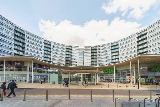 Photo 3 — Prince Regent Road, Hounslow, TW3 1NN