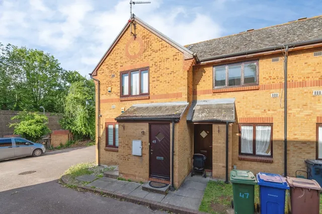 Wharf Road, Grays, Essex, RM17, photo 1