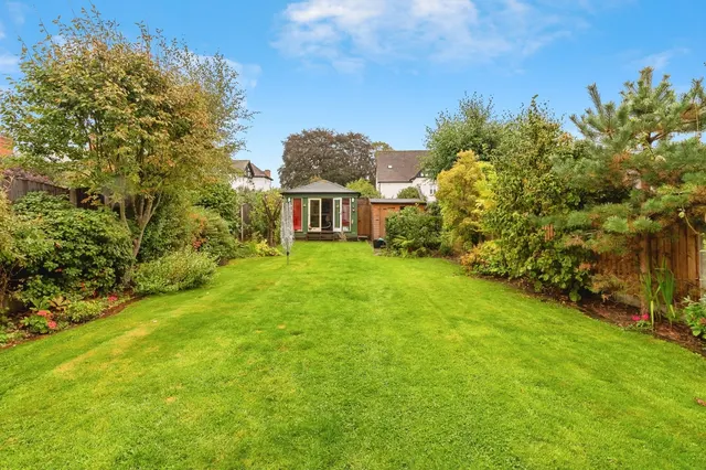 Church Road, Burton Joyce, NG14, photo 3