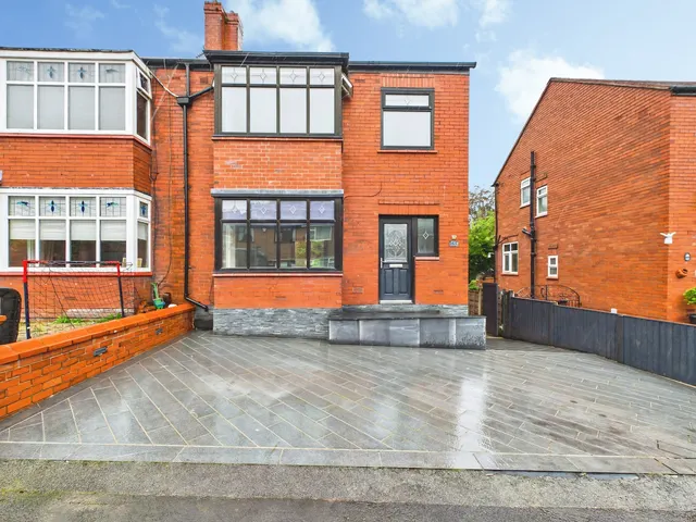 Dicconson Street, Wigan, WN1, photo 1
