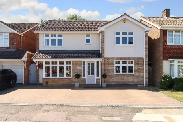 Crossfell Road, Hemel Hempstead, Hertfordshire, HP3 8RQ, photo 1