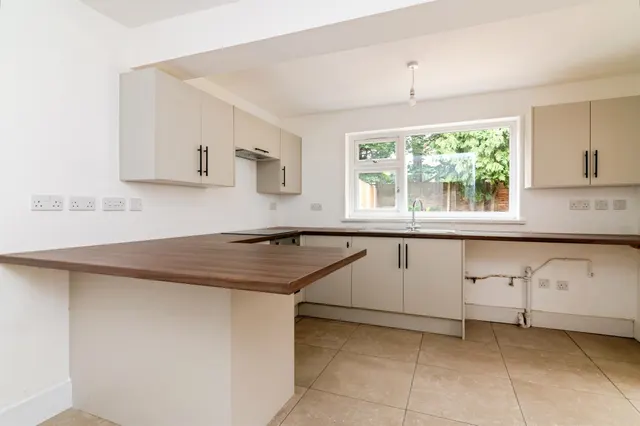 Tilbury Rise, Nottingham, NG8, photo 2