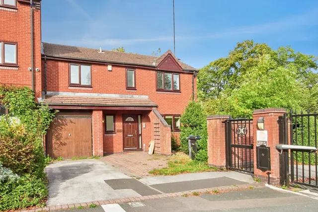 Aboyne Close, Birmingham, B5, photo 1